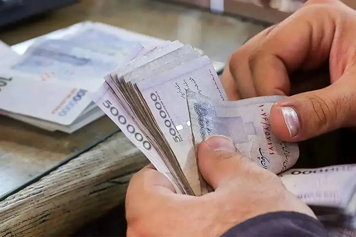 حقوق معلمان در آستانه یک تغییر بزرگ قرار گرفت / پیشنهاد افزایش ۱۵۰ تا ۲۰۰ درصدی روی میز مجلس